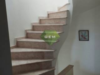 εσωτερική σκάλα