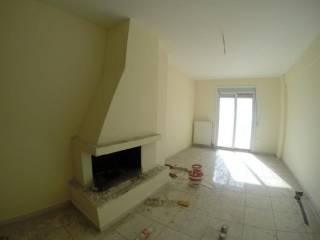 σαλονι με τζακι