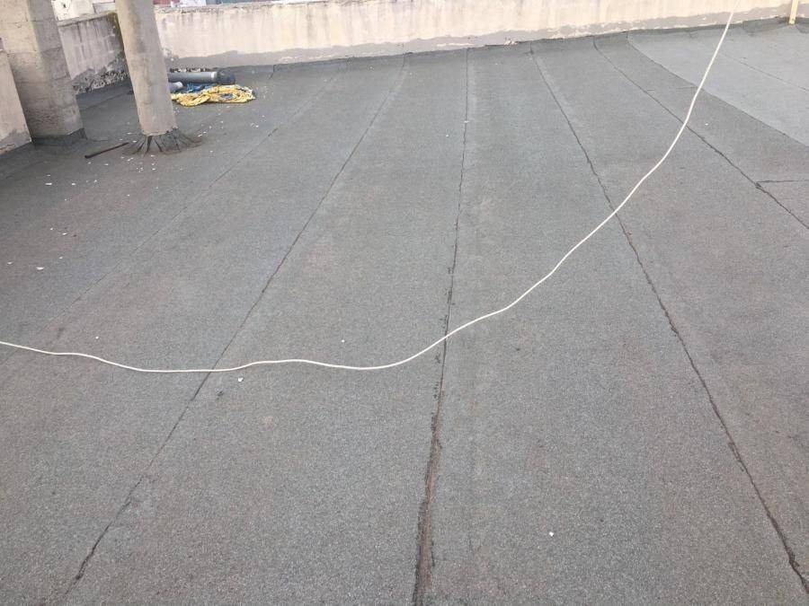 μονωμενη ταρατσα