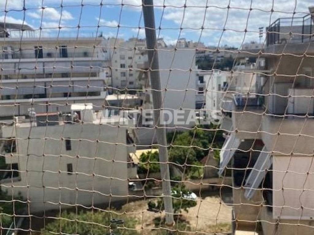 Θέα απο το πίσω μπαλκόνι