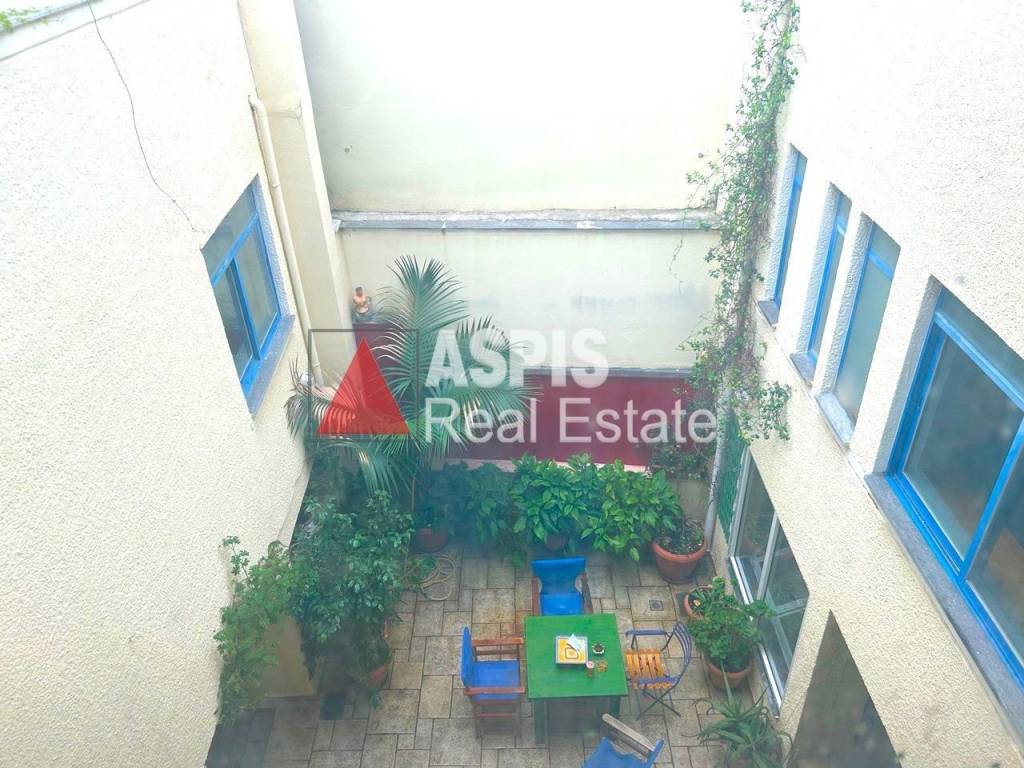 Εσωτερικοι χώροι