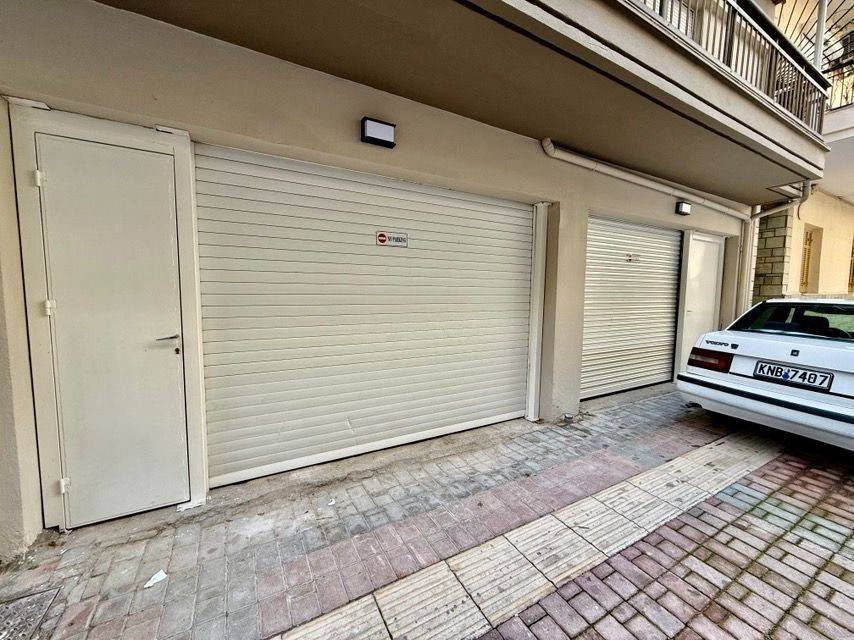 ΔΙΠΛΟ ΚΛΕΙΣΤΟ ΠΑΡΚΙΝΚ 24 τμ