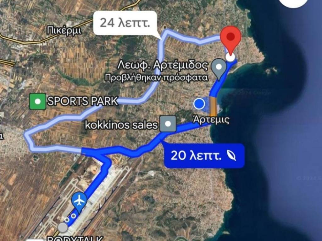 Monokatoikia sten Artemida 20 lepta apo to aerodromio.
