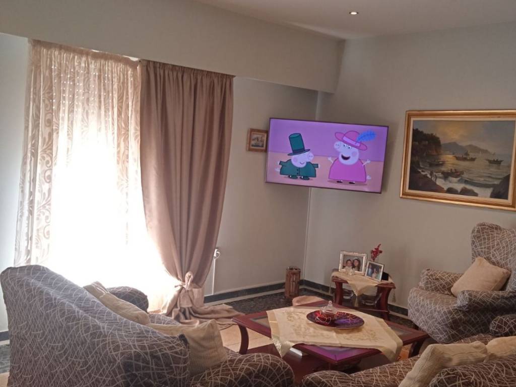 Καθιστικό - τραπεζαρία