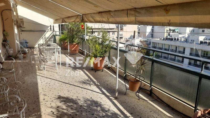 Θέα από μπαλκόνι