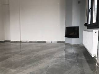 ΣΑΛΟΝΙ ΜΕΖΟΝΕΤΑ