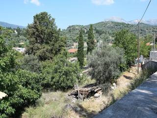 Το οικόπεδο