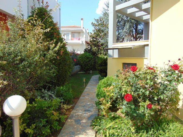 for sell villa new construction, total area 360t.m. on a pl