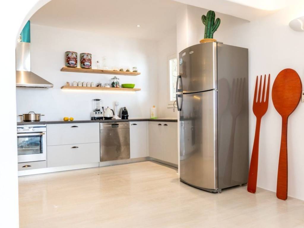 Comfortable luxury villa of 220 sq m on a plot of 2,500 sq m