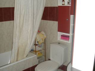 The property is a short distance from a private beach.