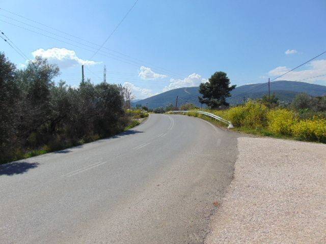 In the suburb of Nafplio sold land buildable 8.500 sq.m