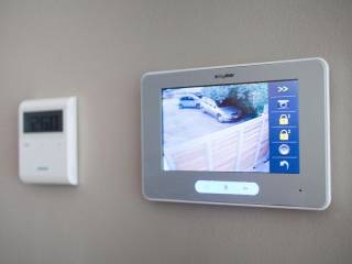 Villa in Lagonisi 290t.m 4 levels (with terrace), elevator,