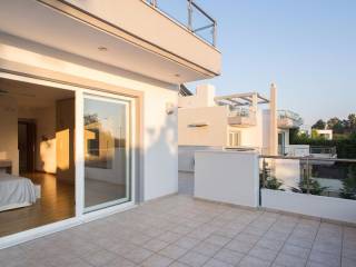 Villa in Lagonisi 290t.m 4 levels (with terrace), elevator,