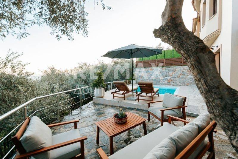 Θέα από μπαλκόνι