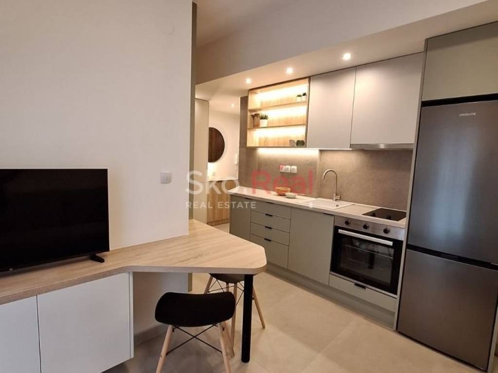 Σαλοκουζίνα