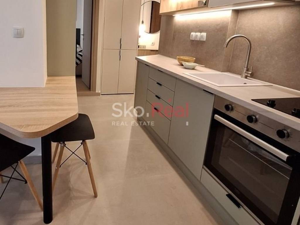 Σαλοκουζίνα