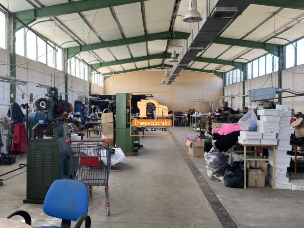 Σίνδος, Αποθήκη, 750 τ.μ.