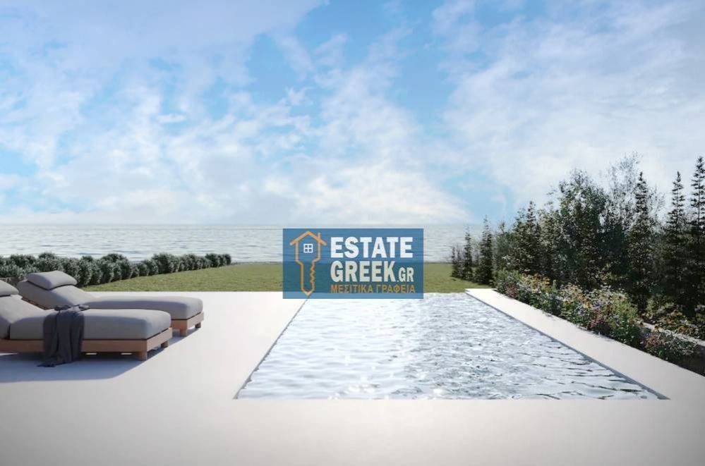 ΠΩΛΕΙΤΑΙ μεζονέτα 75 τ.μ. στην ΠΑΡΑΛΙΑ ΕΛΑΙΟΧΩΡΙΟΥ Καβάλας (κωδ. 8189)  