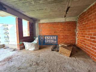 ★ 3ος όροφος ★ ΥΠΟΚΑΤΑΣΚΕΥΗ ★ 2 υπνοδωμάτια ★ Πάρκινγκ σκεπαστό ★ Αντλία θερμότητας ★ 