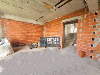 ★ 3ος όροφος ★ ΥΠΟΚΑΤΑΣΚΕΥΗ ★ 2 υπνοδωμάτια ★ Πάρκινγκ σκεπαστό ★ Αντλία θερμότητας ★ 