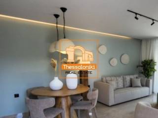 Πευκοχώρι, Μεζονέτα