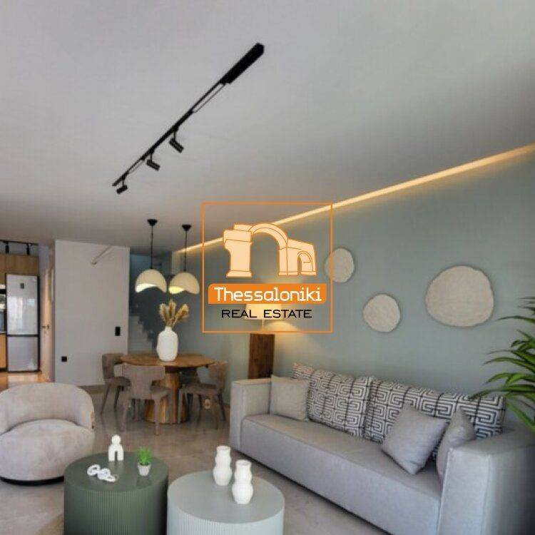 Πευκοχώρι, Μεζονέτα