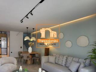 Πευκοχώρι, Μεζονέτα