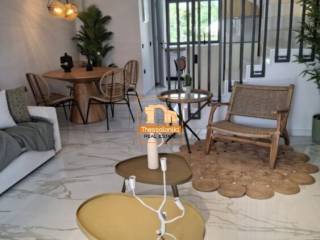 Πευκοχώρι, Μεζονέτα