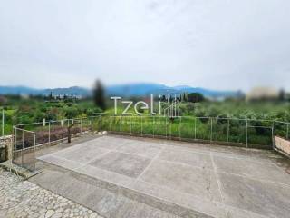 Θέα απο μπαλκόνι