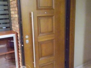 Forumland Real Estate, Είσοδος