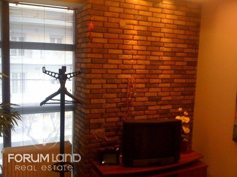 Forumland Real Estate, 125μ. 1ου ορόφου