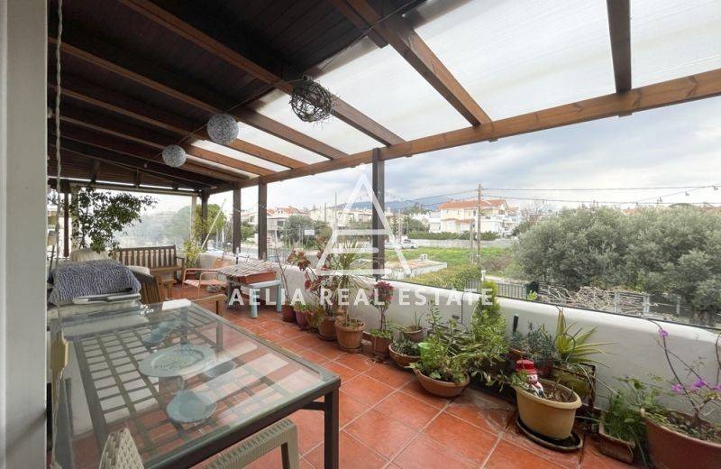 Θέα από μπαλκόνι