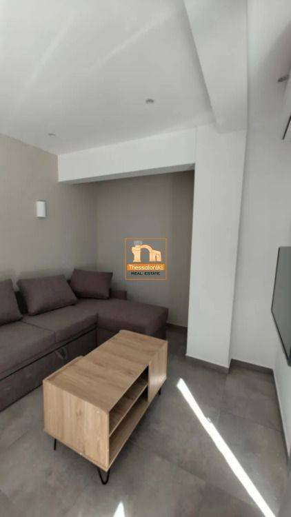 One Salonica, Γκαρσονιέρα, 45 τ.μ.