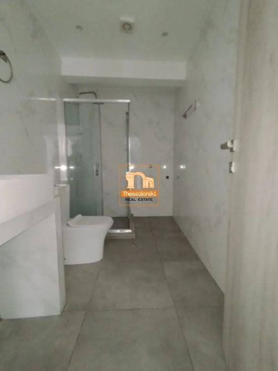 One Salonica, Γκαρσονιέρα, 45 τ.μ.