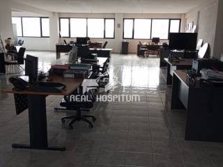 αίθουσα γραφείων