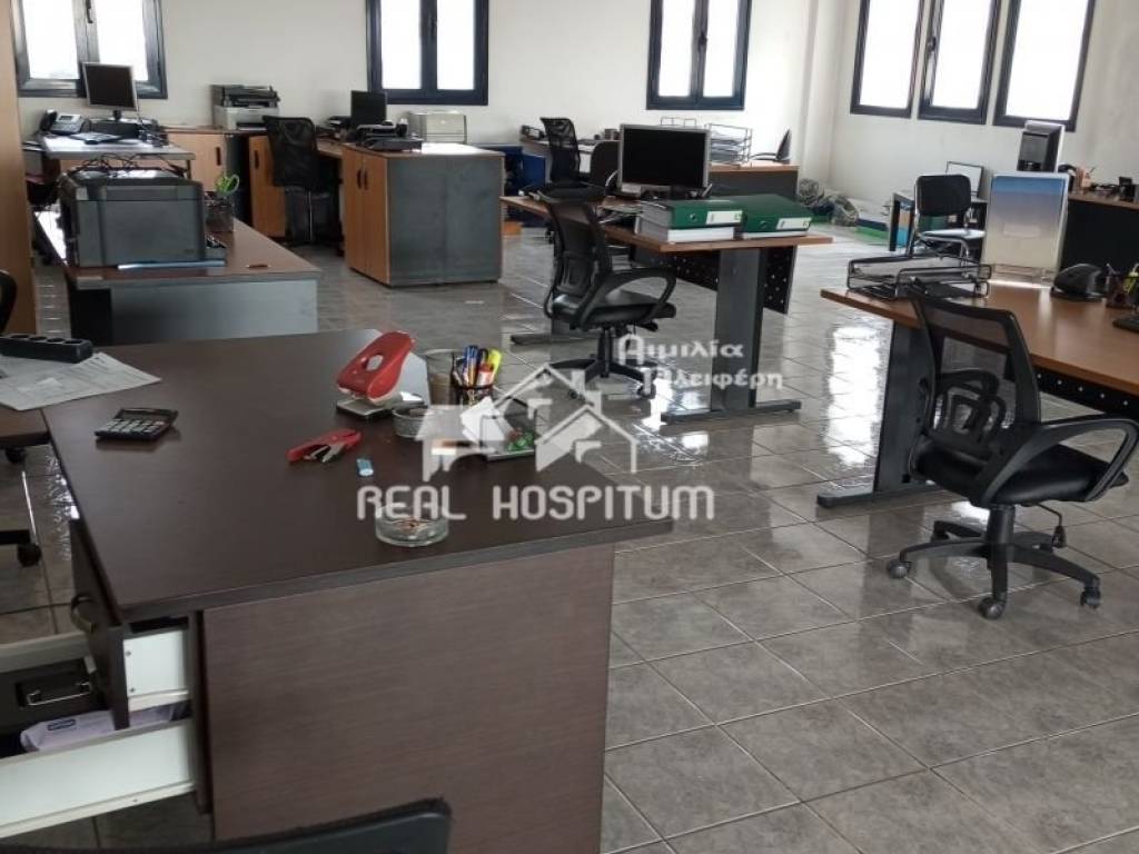 αίθουσα γραφείων