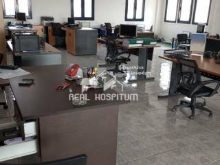 αίθουσα γραφείων