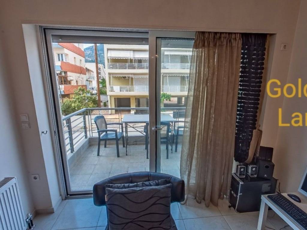 ΣΑΛΟΝΙ  / ΒΕΡΑΝΤΑ