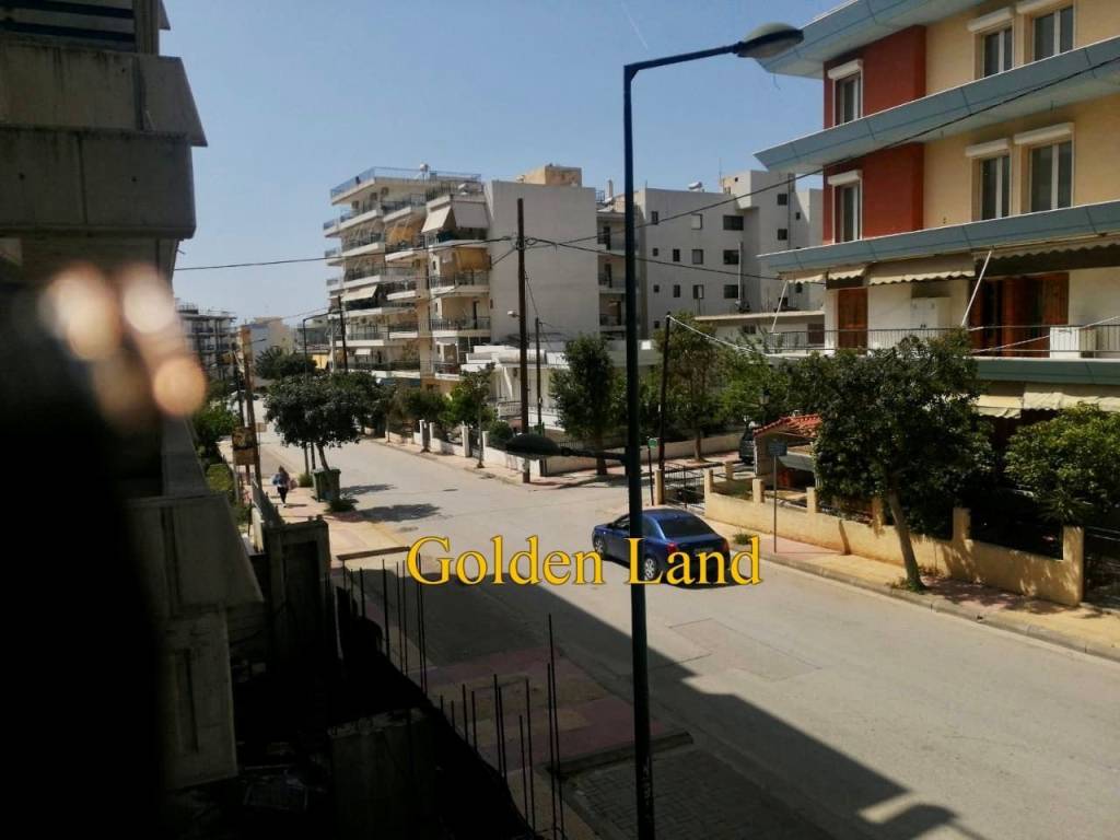 ΘΕΑ ΑΠΟ ΤΗ ΒΕΡΑΝΤΑ