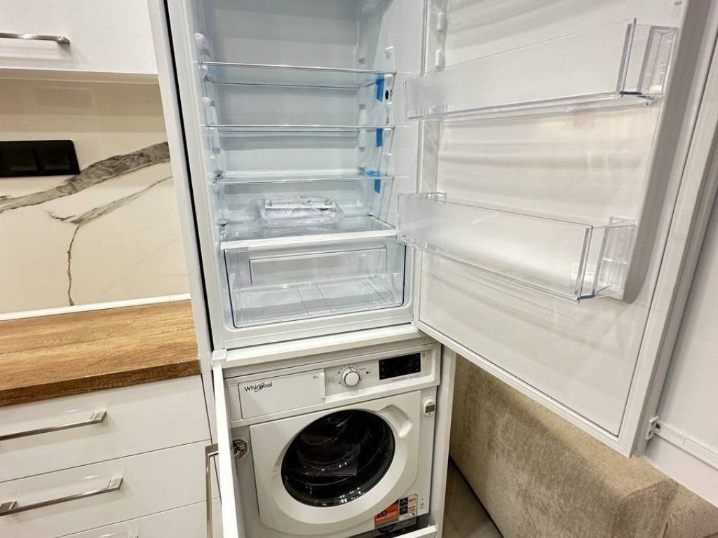 Forumland Real Estate, studio