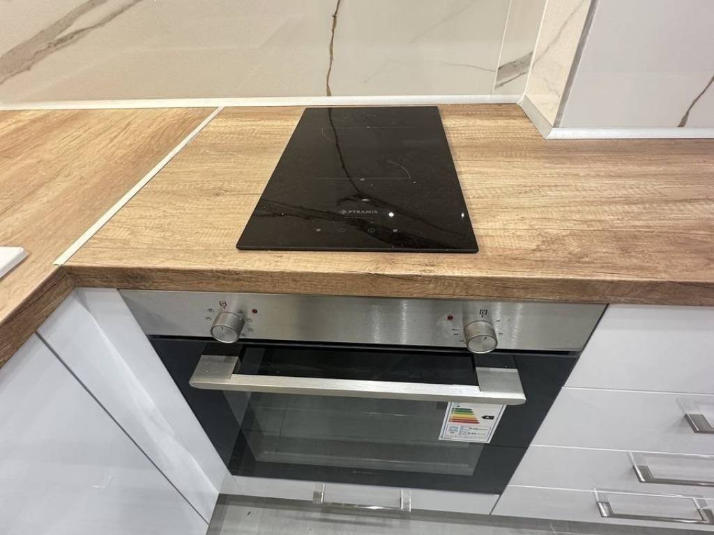 Forumland Real Estate, studio