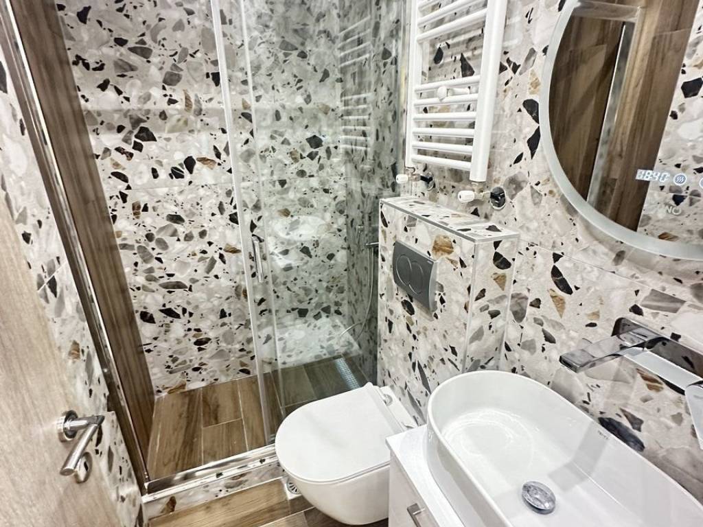 Forumland Real Estate, μπάνιο