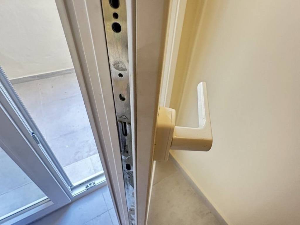 Forumland Real Estate, συθετικά κουφώματα