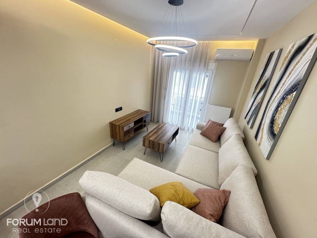 Forumland Real Estate,  studio