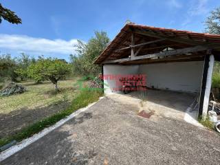 stegasmenos choros stathmeyses