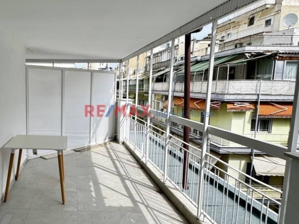 Θέα από μπαλκόνι