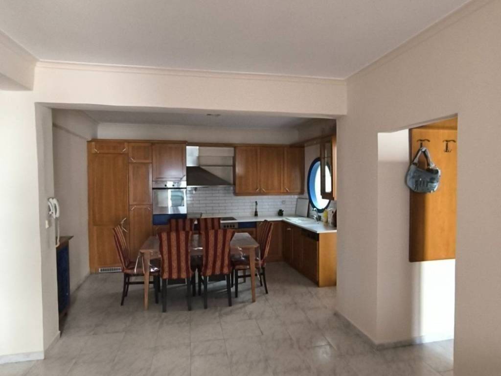 ΣΑΛΟΝΟΚΟΥΖΙΝΑ