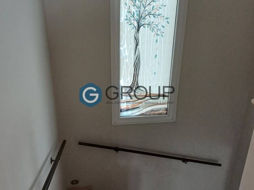 εσωτερική σκάλα