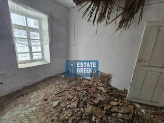 ★ ΑΠΙΣΤΕΥΤΗ ΤΙΜΗ ★ ΑΠΟΚΛΕΙΣΤΙΚΟΤΗΤΑ ★ Με καινούργια σκεπή - λούκια