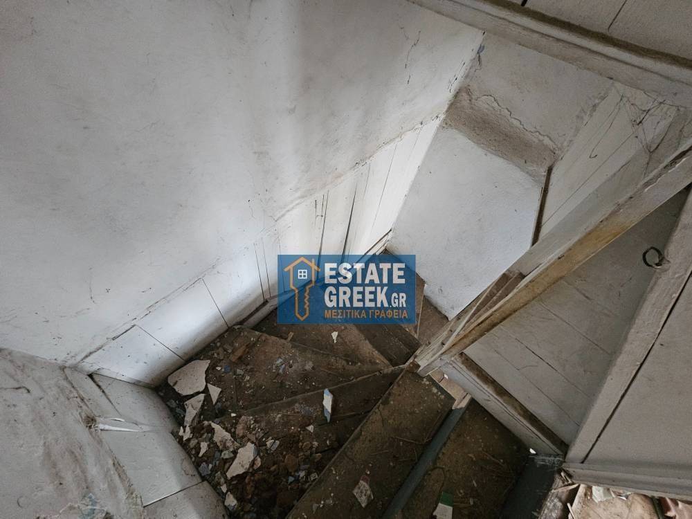 ★ ΑΠΙΣΤΕΥΤΗ ΤΙΜΗ ★ ΑΠΟΚΛΕΙΣΤΙΚΟΤΗΤΑ ★ Με καινούργια σκεπή - λούκια